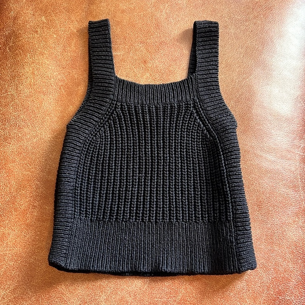 #072 Aritzia Wilfred Clamount Linen Blend knit top (PTP-12)